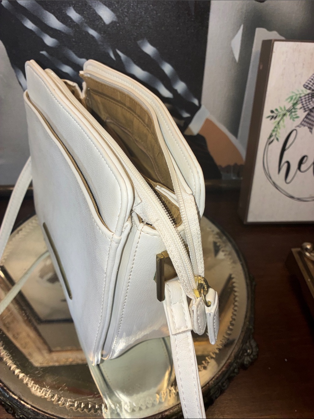 Genuine Liz Claiborne Classic White Crossbody Bag with Gold Accent - Picture 10 of 13